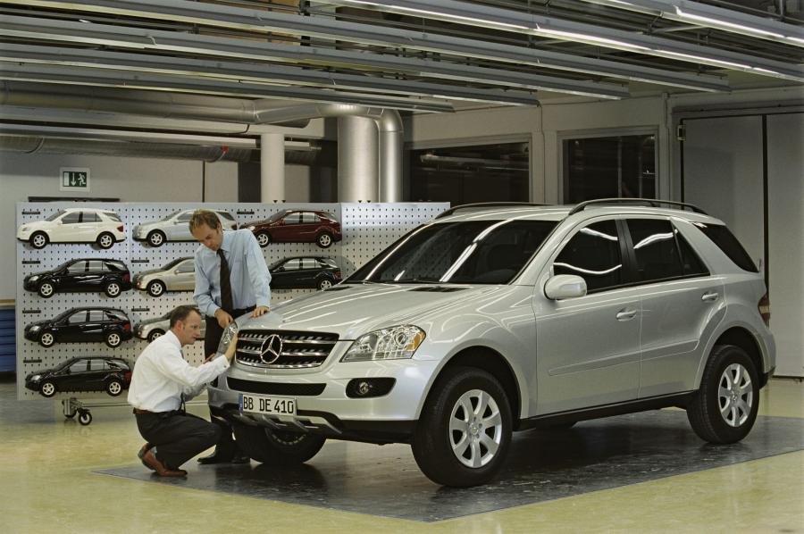  Mercedes-Benz ML-Class 2006 года  (фото 382 из 400)